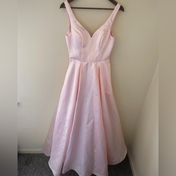 Windsor Dresses & Skirts - Windsor Satin Pink Sweetheart Neck Aline Ballgown with Reinforced Hem